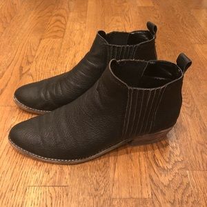 Lightly Worn Steve Madden Booties